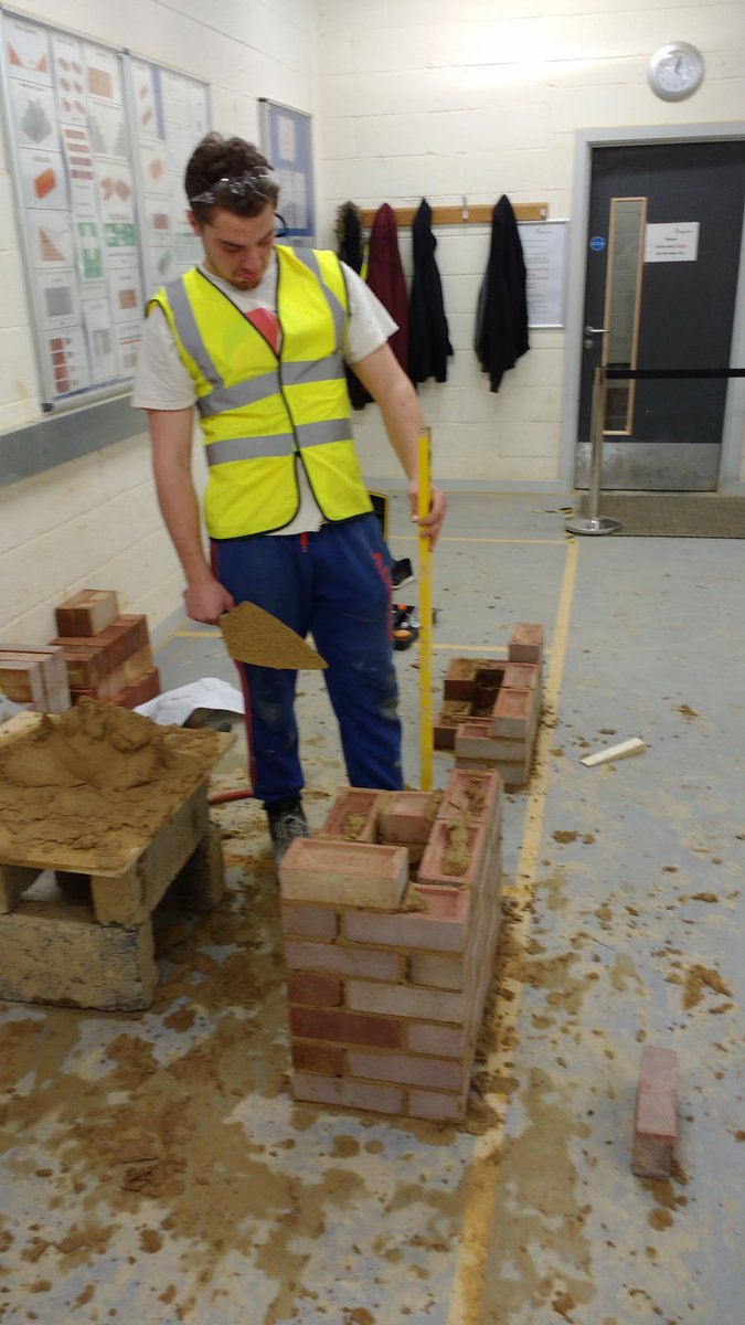 MoultonApps's tweet photo. Moulton College Alex Forward competing. #Stamfordcollege https://t.co/G3EzGJyKeW
