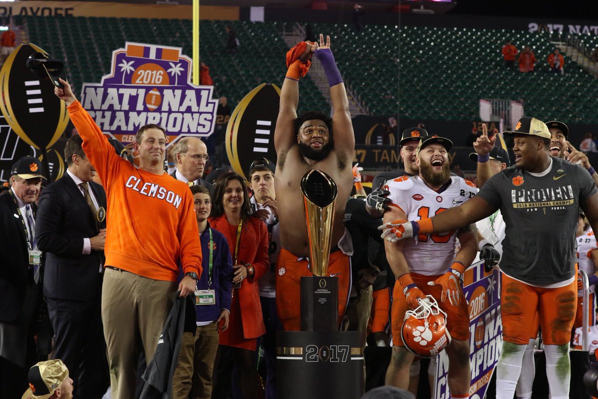 daddyadie15's tweet image. All these people talkin about #firebrownell and I'm just over here like