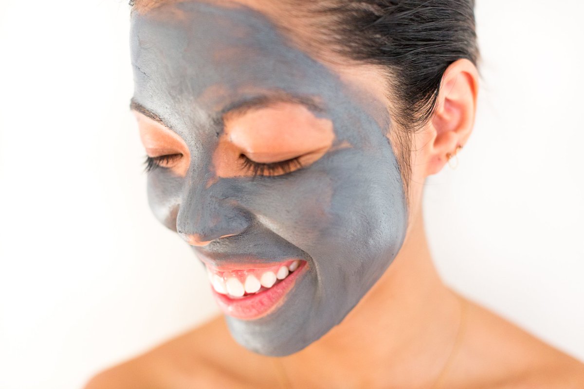MunchkinCanada's tweet photo. We all need a minute for ourselves: the best face masks for dry winter skin. https://t.co/23gwyGgjav https://t.co/GmsetI9DYG