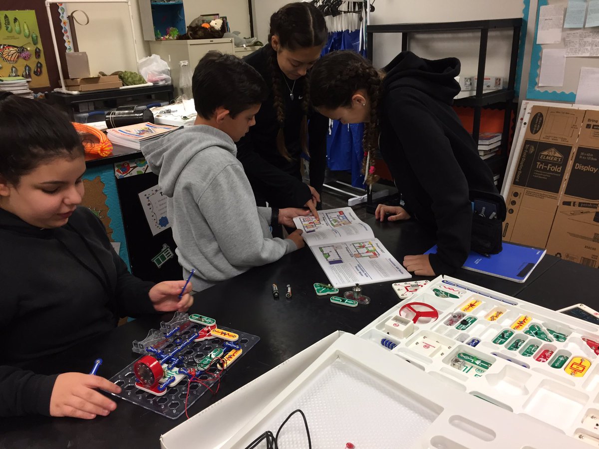 Ana Casanova tweet media