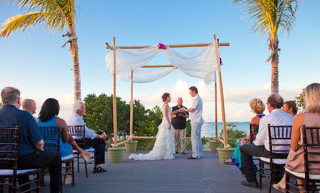 TRAILENT's tweet photo. Planning a #BeachWedding in #TurksandCaicos? Hire a #WeddingPlanner to assist with your special day!
https://t.co/xIXV6lk8SK https://t.co/sJDXedbVUk