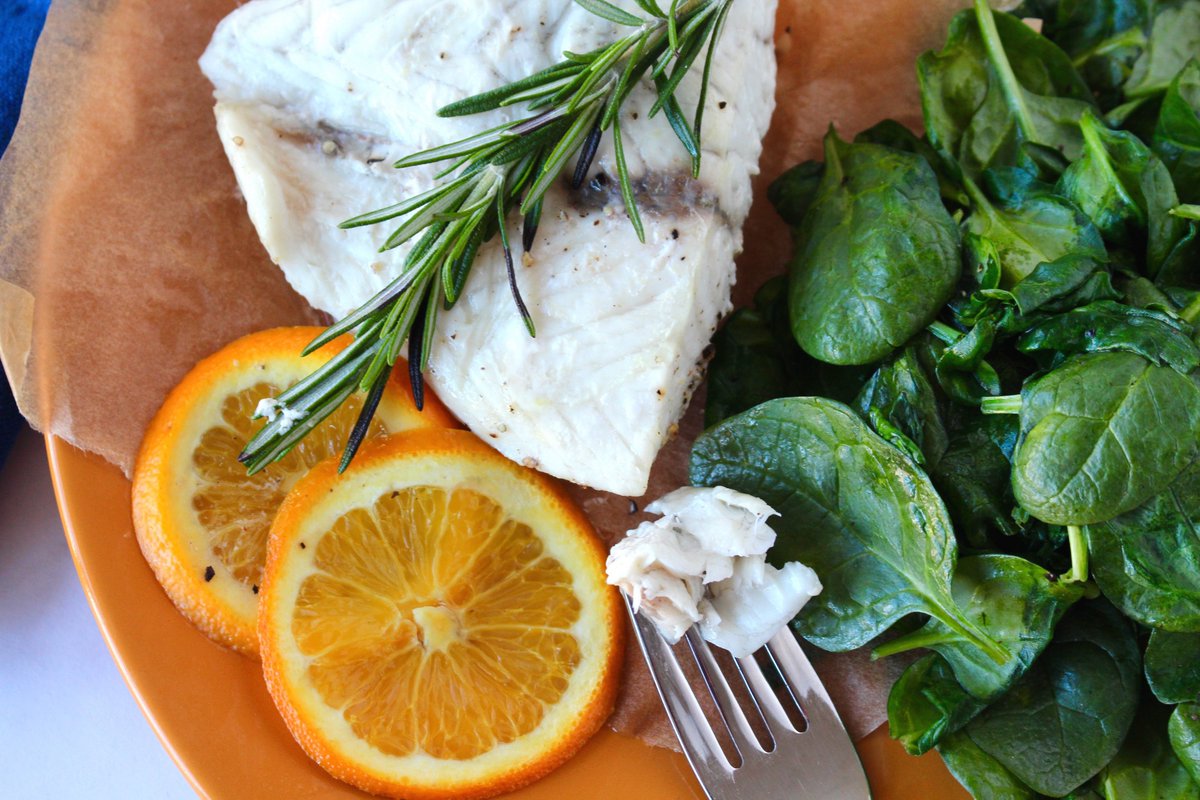 This baked Falafel plate is from our March nutrition subscription. Log on to lulalife.lulafit.com to get the recipe!