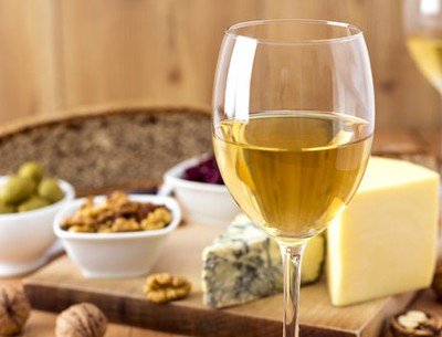 VinatisUK's tweet photo. Science says white wine goes best with cheese... do you agree?!
https://t.co/LQVWVk7Hio https://t.co/bTyY4b55j3