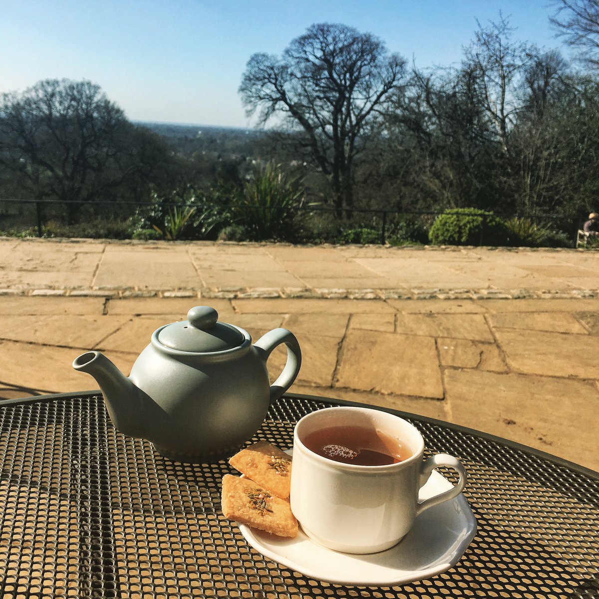 Pistachio_Rose's tweet photo. Afternoon tea in the spring sunshine 💓
#heavenonearth #teatime #biscuits #afternoonsies #afternoontea  #moments #PistachioRoseLdn https://t.co/BWZCZvkvMx