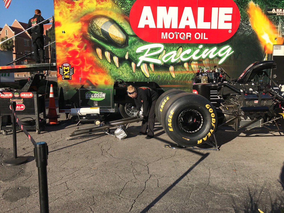 UniversityHotel's tweet image. Come see Terry McMillan Amalie Race Team dragster engine start at Noon today at #HolidayInnUF! #GatorNats2017 #StartYourEngines