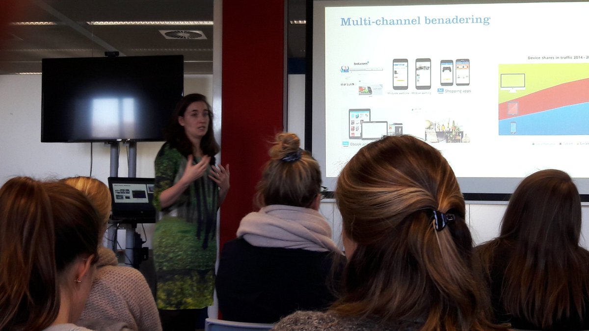 FrankGoedertier's tweet photo. Think mobile first today: "During Xmas almost 50% of the https://t.co/tgFpD1o4n4 sales were via mobile" - Kiki Lauwers #VlerickCoke Bootcamp https://t.co/R4r4uPlmr1