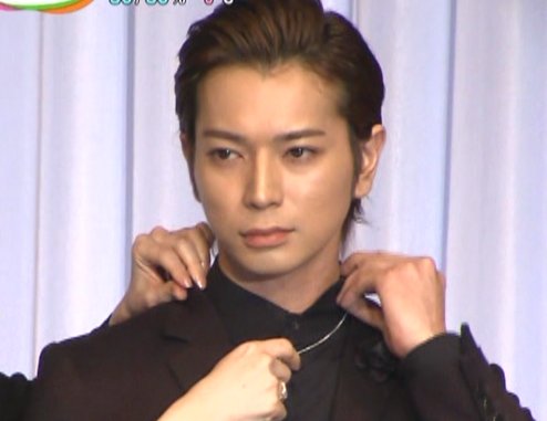 山田真紀 Auf Twitter ２０１４年の潤くん 失恋ショコラティエのそーたくんの撮影が終わってから オルバにして ジュエリー賞の授賞式に出席の潤くん 同じ日なのに 別人 笑 前髪ありは チョコレート王子 前髪なしは 御曹司 貴公子 どっちの