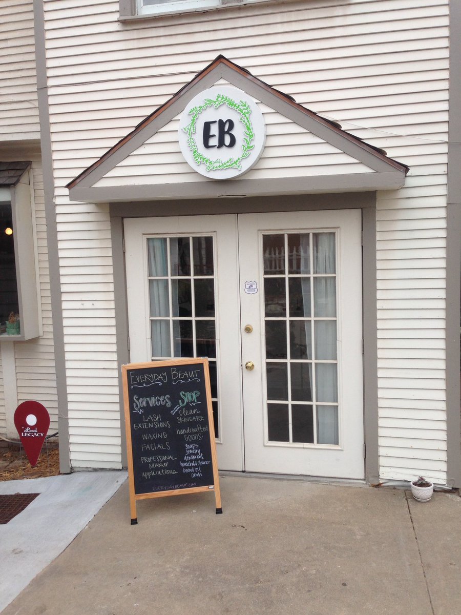 Join us in welcoming new members, <a href="/EverydayBeaut/">Everyday Beaut</a>, to the #DouglasDesignDistrict