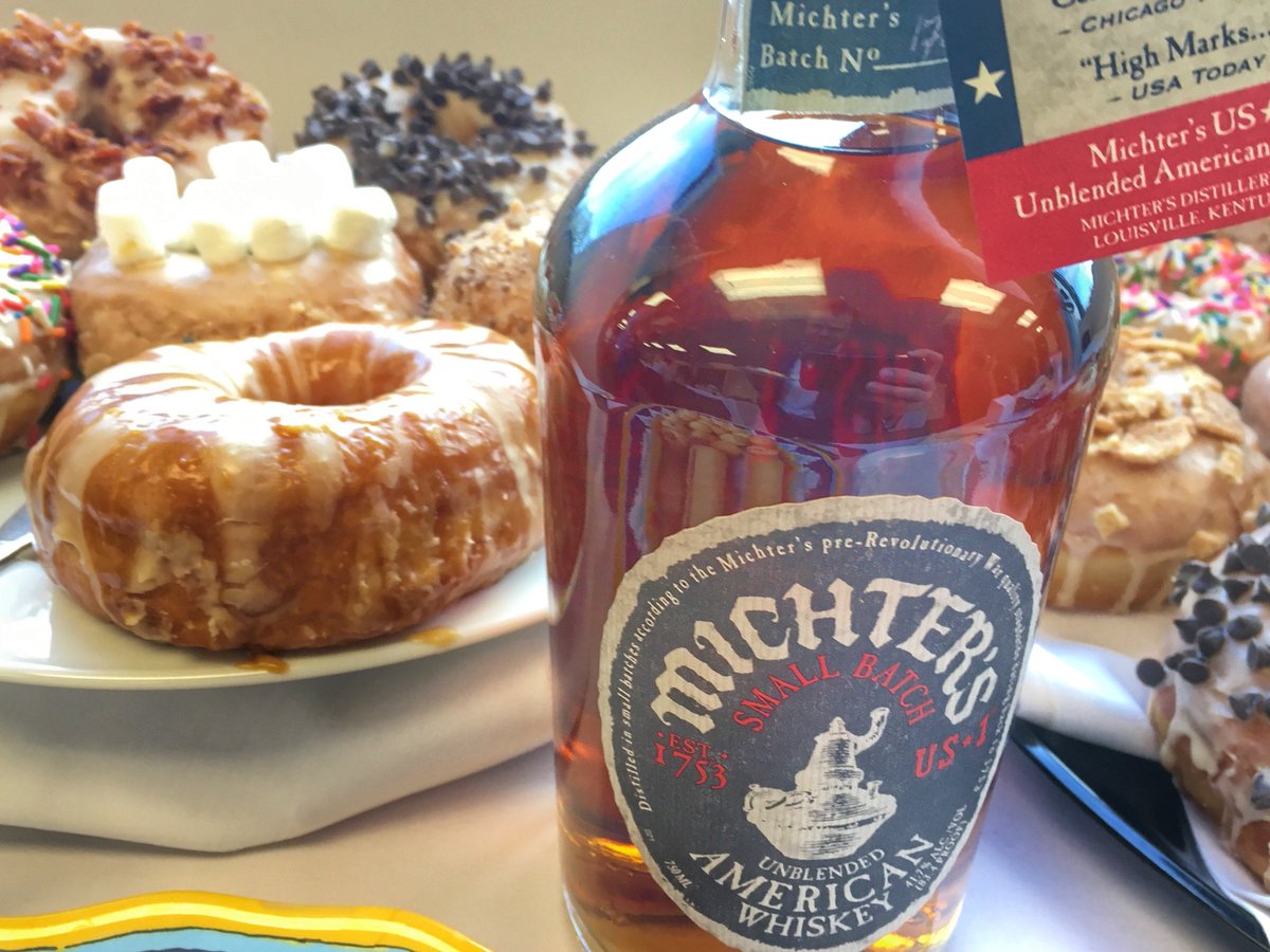 stomfischer's tweet photo. Bourbon Bacon Donuts https://t.co/qHLtWhxjVW