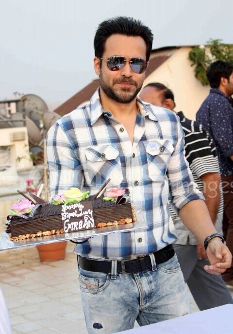19 days to go    !! Happy Happy Birthday Emraan Hashmi    excited much 