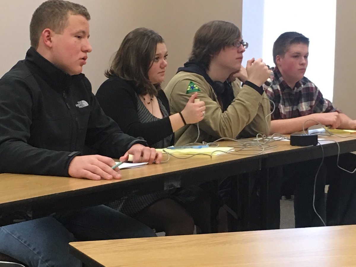 suzko3's tweet photo. Varsity made it to the final round! #GoScots @nate_huffman4 @MrSmith_HHS https://t.co/20zZM2ZGnT