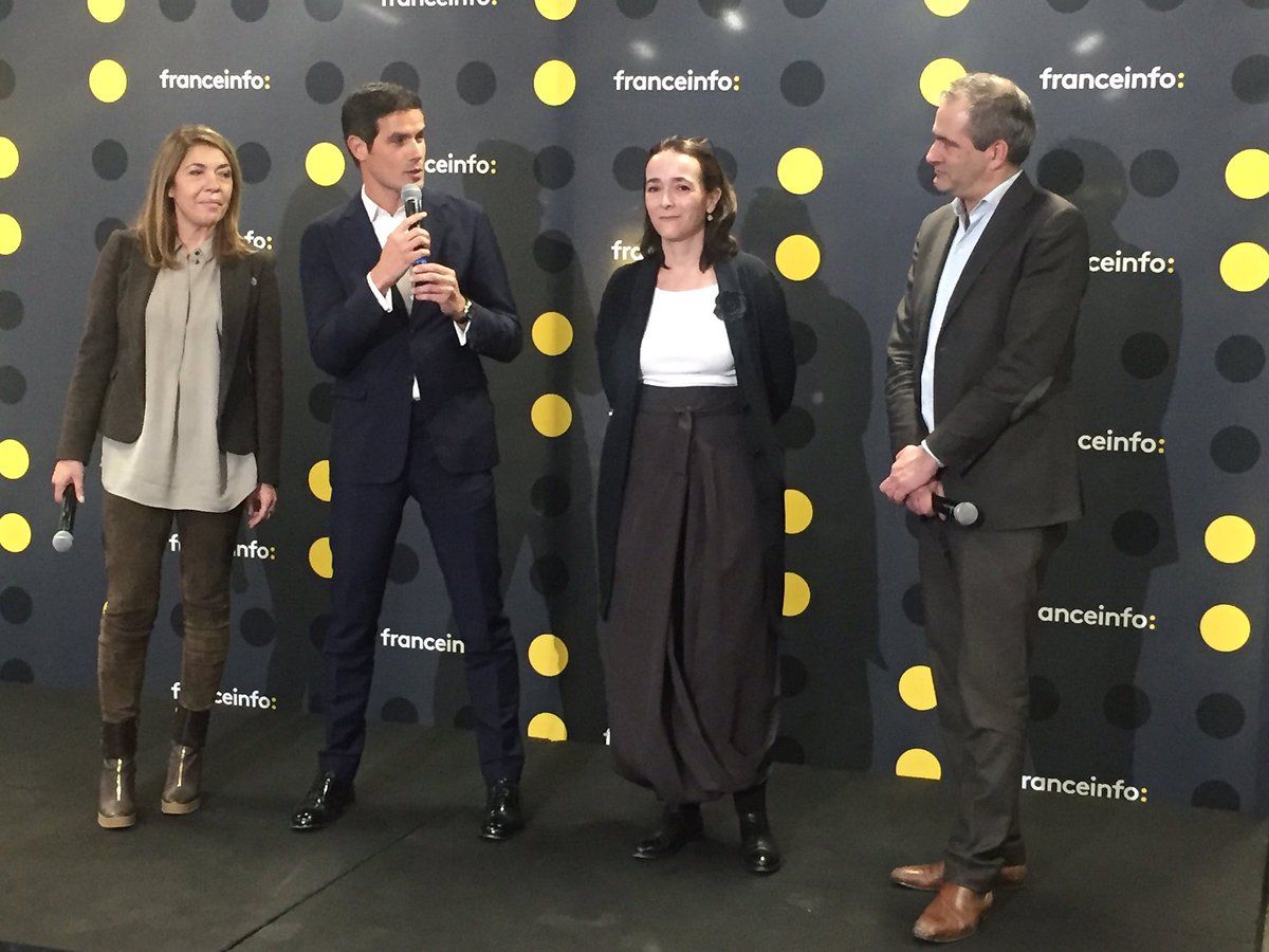 gaelhamayon's tweet photo. .@franceinfo a 6 mois 🎂avec @mathieu_gallet, @DelphineErnotte, @laurent_vallet et #MCSaragosse #PhotoDeFamille 📲📺📻 https://t.co/bS01TrfOck