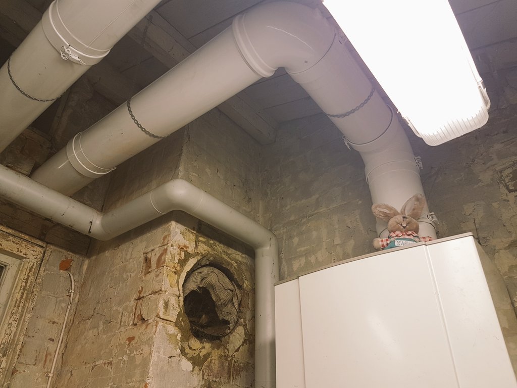 DrBoilers's tweet photo. #Johann was pleased to get this @RemehaUK #Broag back up and running with a new flue and integral condense connection! #GasDream https://t.co/jerFS2pFZv