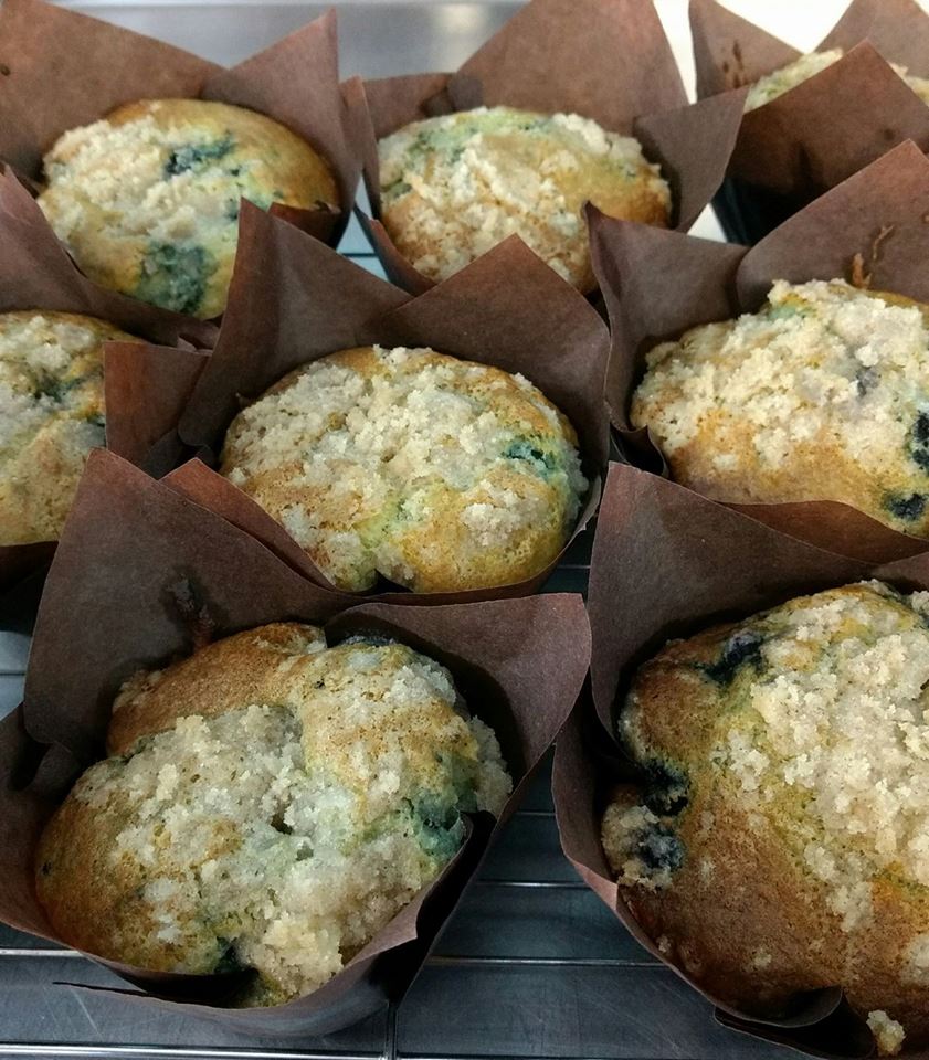 WasagasGrandma's tweet photo. #Blueberry #Struesel #Muffins Fresh from the oven. Enjoy #coffee and a muffin for $2.75+
#wasagabeach https://t.co/VW5e1COx9T