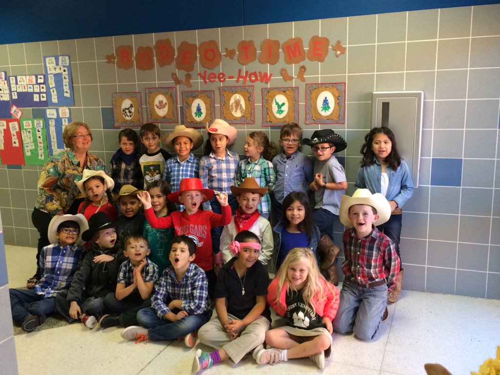 MsLacefield1st's tweet photo. Yee Haw it's Go Texan time in Ms. Lacefield's First Grade classroom!🐎🇨🇱 https://t.co/7jlcL6bnWE