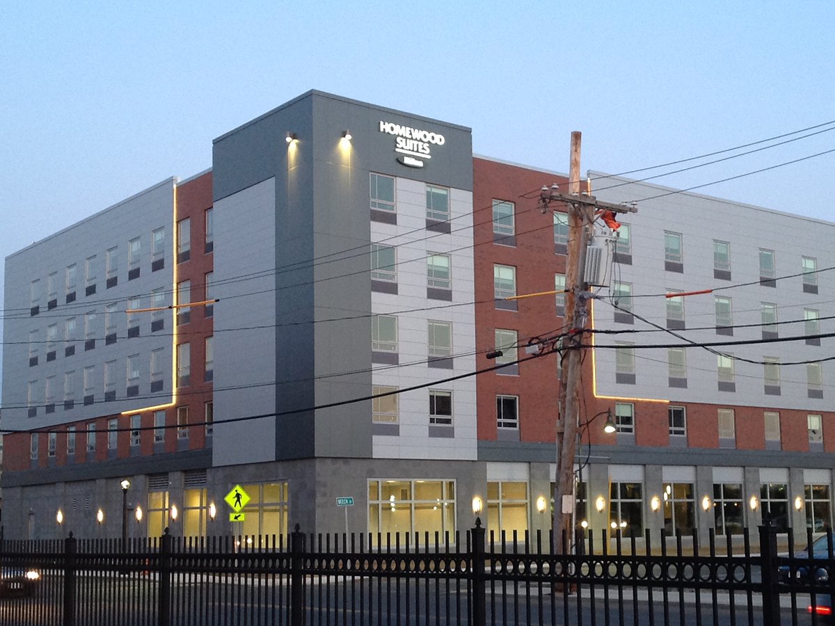 PROCONDsgnBuild's tweet image. Another hotel project coming your way in Chelsea. Homewood Suites by Hilton will be open for business in a couple of weeks. #Chelsea #Boston