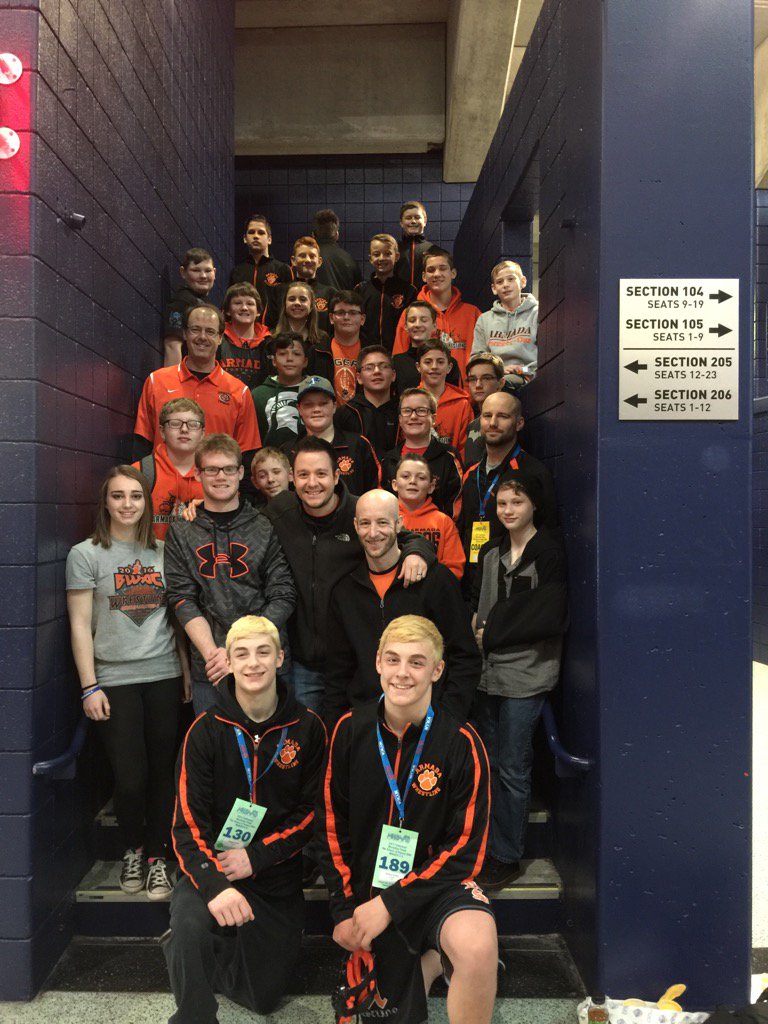 ArmadaSchools's tweet photo. Nowik brothers fan club at the Palace of Auburn Hills. Tiger up! 🐅👍🏻 https://t.co/0bxZPcBzbx