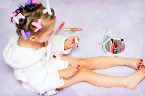 BluccStyle's tweet image. ¡Con nuestros esmaltes permanentes One Step no hace falta ser profesional! ¡No necesitan ni base ni finalizador!