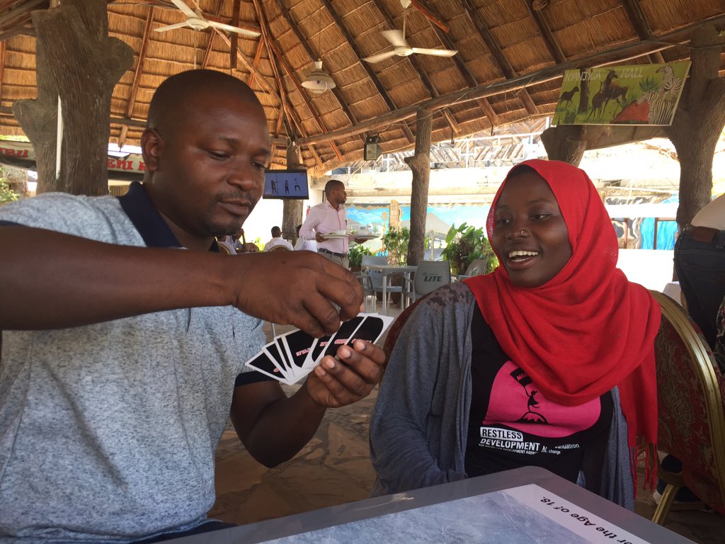 sofiajagbrant's tweet photo. @sforemanchild @RachTLitster First Friday Fun in the Tanzanian hub! @FaridaMakame #WeAreRestless @SautiyaVijana https://t.co/qplSa31hej