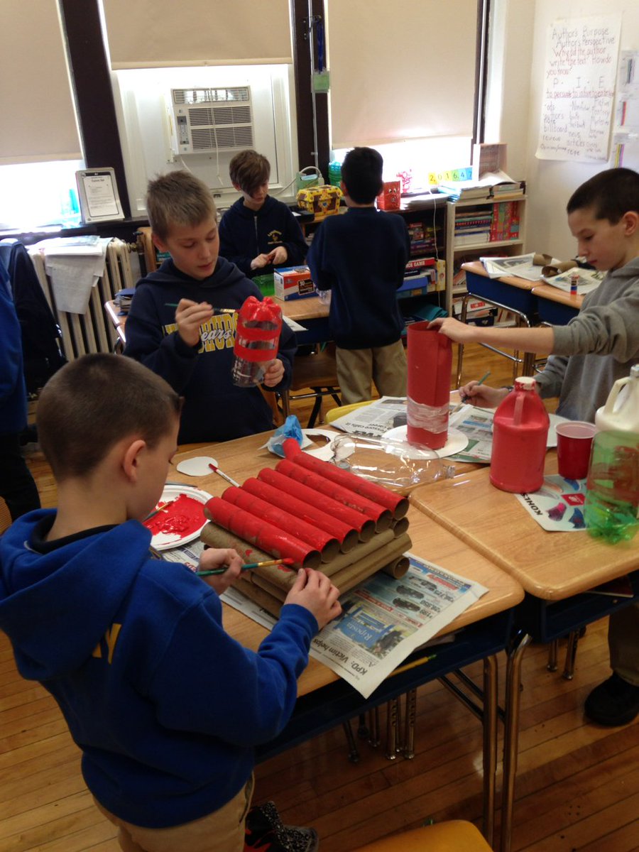 Roosevelt07071's tweet photo. Mrs. Scivetti's class creates Dr. Seuss projects to celebrate his birthday and Read Across America. https://t.co/gA2iHcL7C5