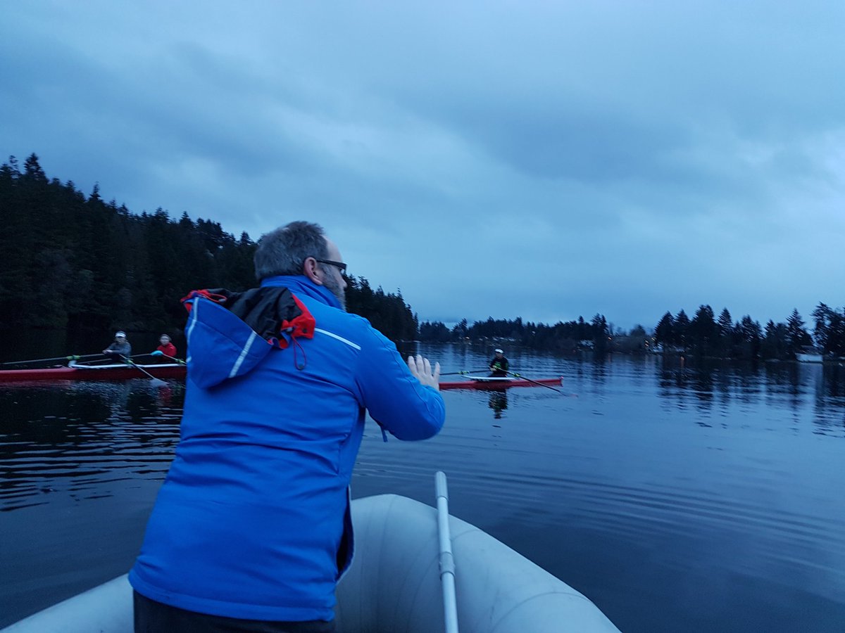 NanaimoRowing's tweet photo. Too early in the morning to learn? We don't think so. #rowingonglass #perfection https://t.co/bs5QAiXnV8