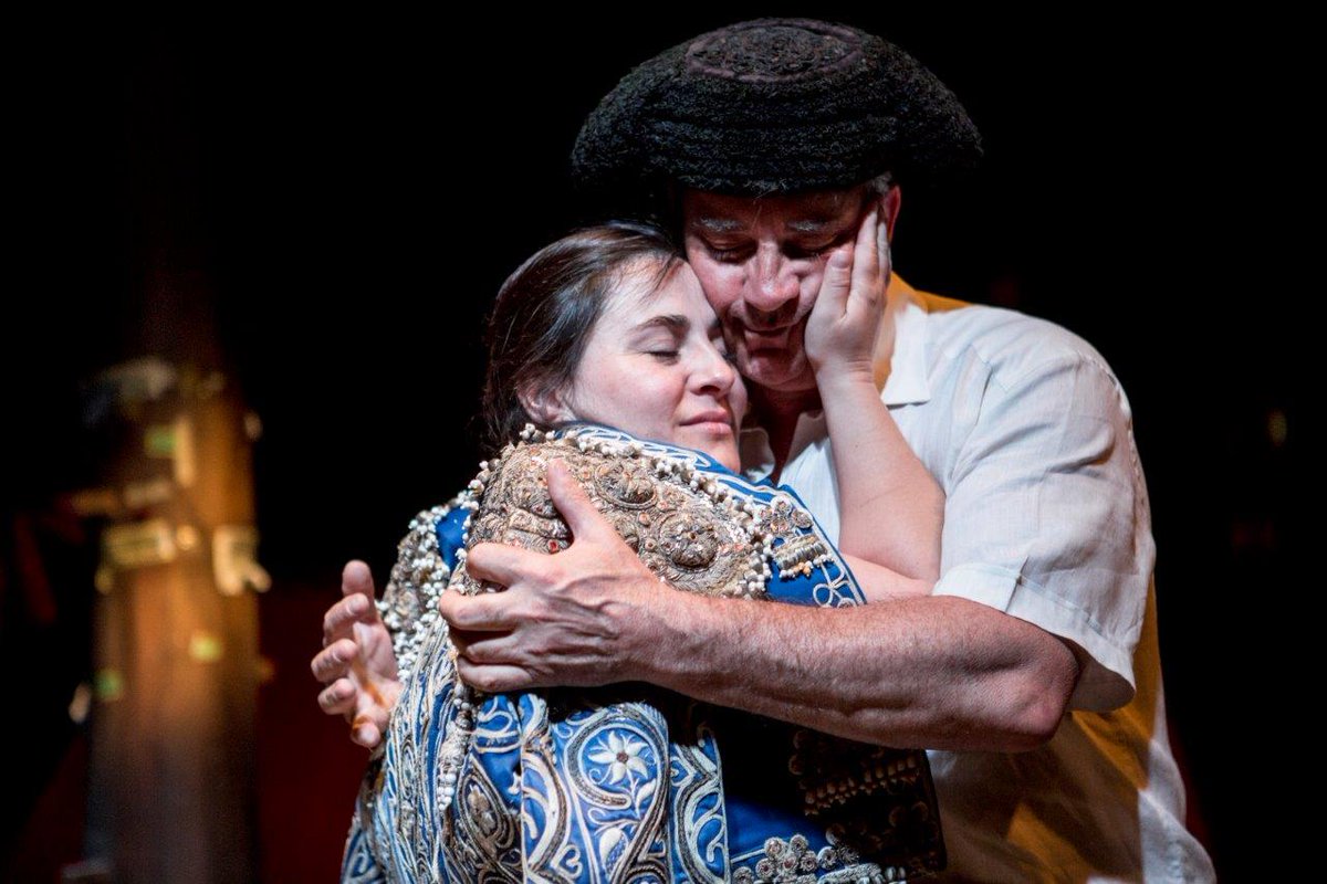 Merecidísimas las nominaciones de la maravillosa <a href="/Inma_Cuevas/">Inma Cuevas</a>  a los <a href="/PremiosMax/">Premios Max</a>  y de "Historias de Usera" Enhorabuena!! #Tuiteatreros