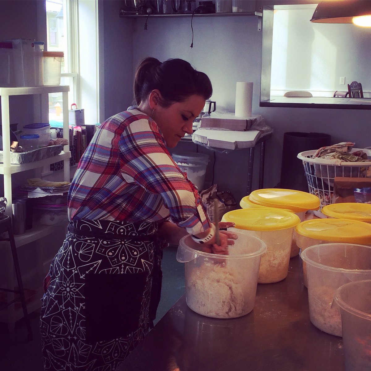 HomemadeAtBatch's tweet photo. Jess is back at it! We will have bread by noon! And quiche tomorrow. #comeangetit #smallbatch #SmallBusiness #workingwomen https://t.co/Qc7jqvvOmQ