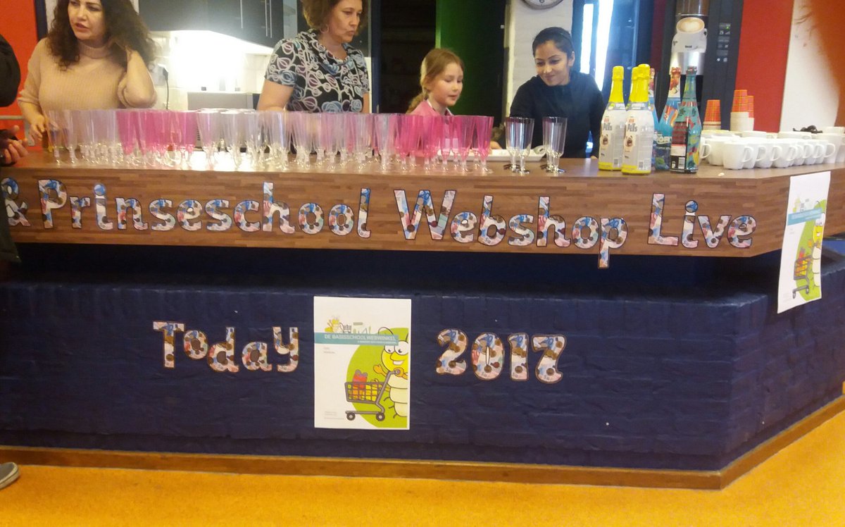 Busy morning #basischoolwebwinkel #live #21stcenturyteaching #21stcenturylearning