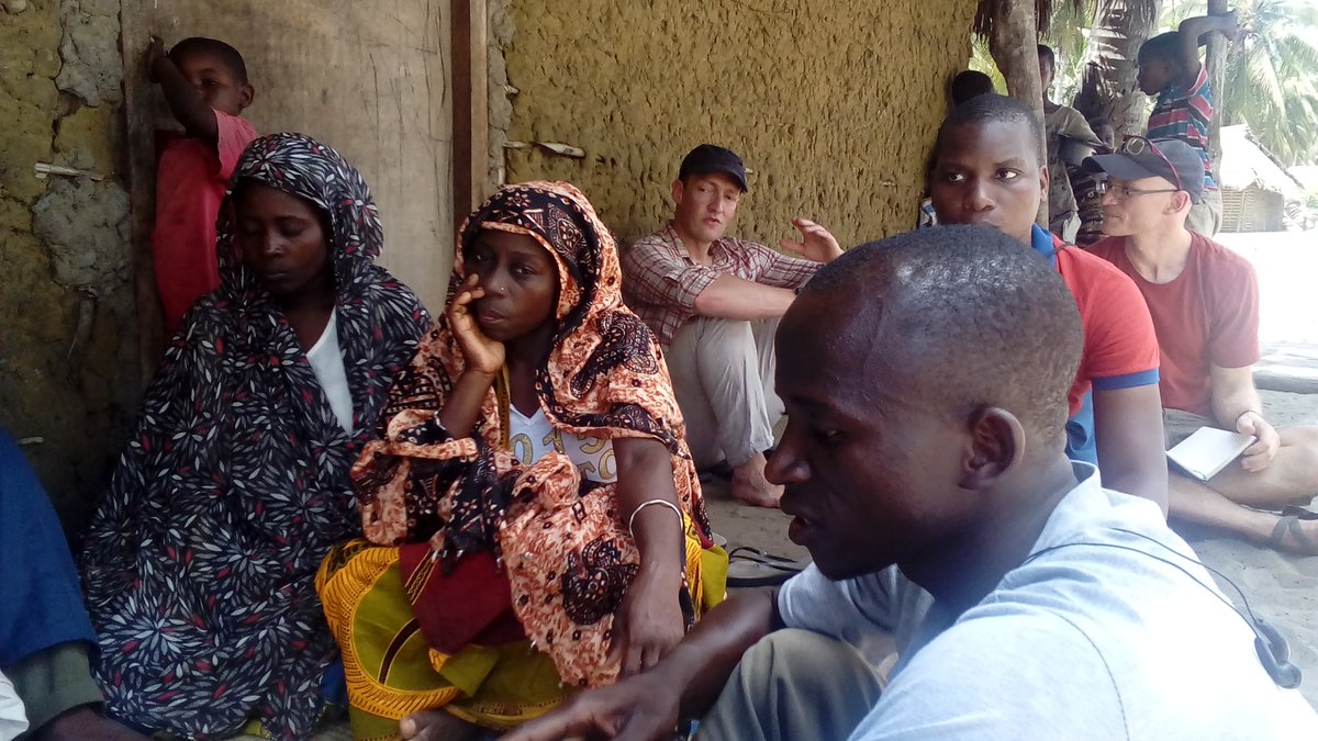 JeremyHuet1's tweet photo. Support to Lalane fishers office @OurSeaOurLife @anamariguesa @Darwin_Defra @ZSLMarine @fndtn_Ensemble @HeatherKoldewey https://t.co/muSCk0DVmq
