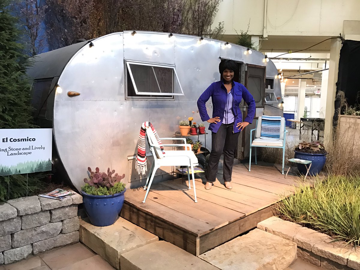 varallopr's tweet photo. Tuwanda Coleman is here for Talk of the Town. Watch @NC5 for a fun interviews. The @Lawngardenshow continues thru Sun @FAIRGROUNDSNASH https://t.co/yFkH2CeOSR
