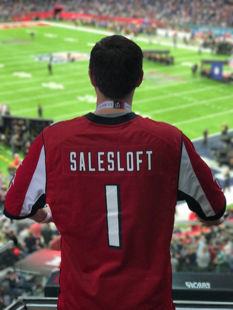 Too many pics of me on the web w/ wrong shirt. Need to set the record straight. #riseup #nextseason. #Rainmaker17