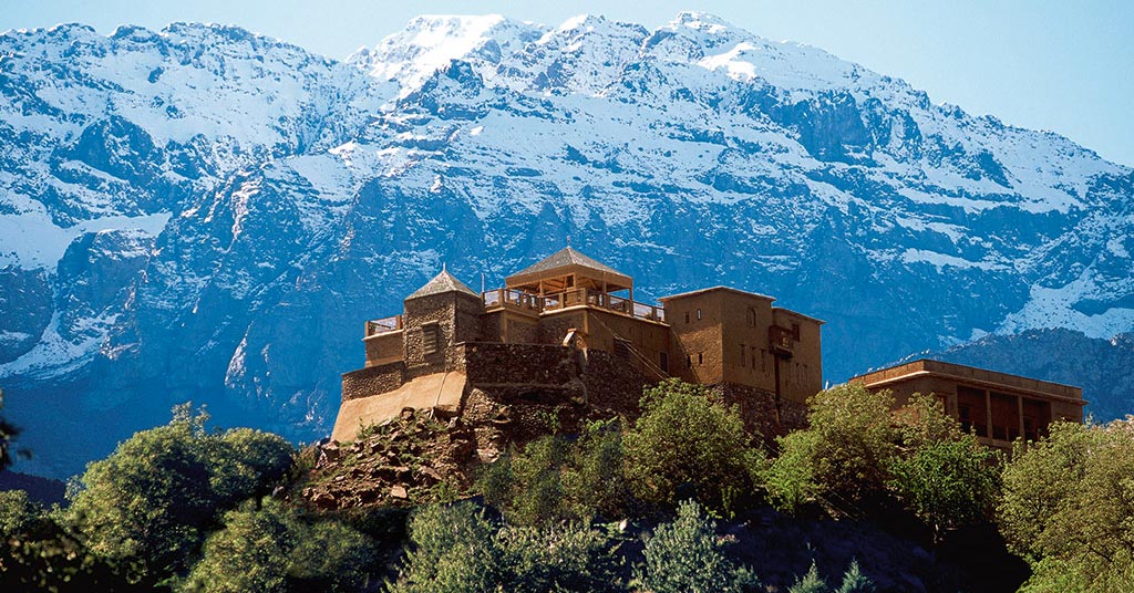 TheEconomist's tweet photo. From Morocco to Zimbabwe, the best rooms with a mountain view https://t.co/gFEPYSKfVe https://t.co/Rm73y0lieG