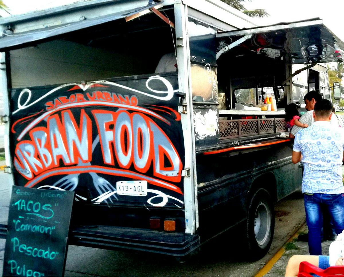 SabordelNorte1's tweet photo. @SabordelNorte1 #tacosfish  #Coatza #consumelocal #Foodtruck estamos en Av Las Palmas frente a Soriana El Palmar #FelizFinde TACOS MARISCOS https://t.co/uVEzXUM1n1