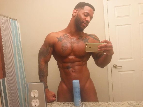 tyronewells1126's tweet photo. Link in my bio for cam details! https://t.co/lwC82eDlmW