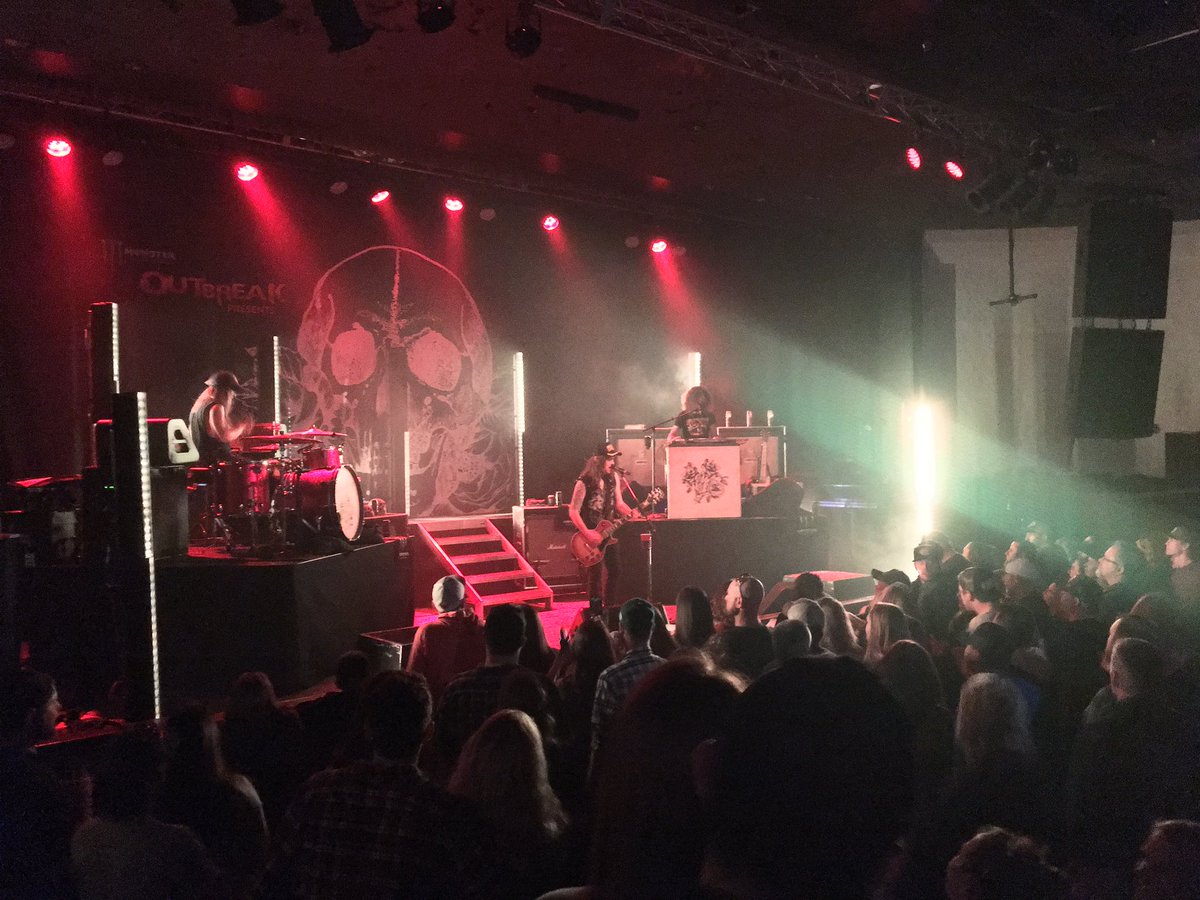 VincentThompso6's tweet photo. @thecadillac3 @theGranada awesome show last night!! https://t.co/sBhXpvYIcC