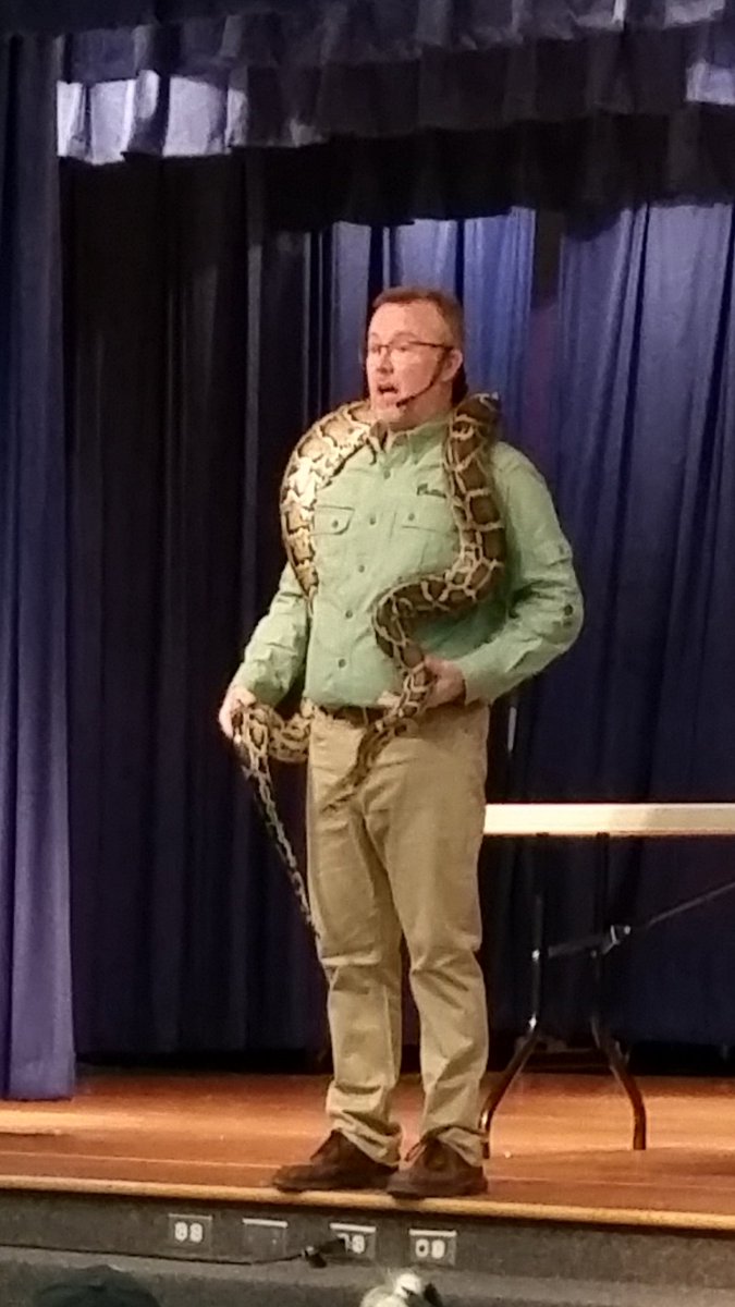 njkrueger's tweet photo. Burmese python 8 feet long 45 pounds @JustinJags @NorthwestISD #Critterman https://t.co/ngYB6gDJF0