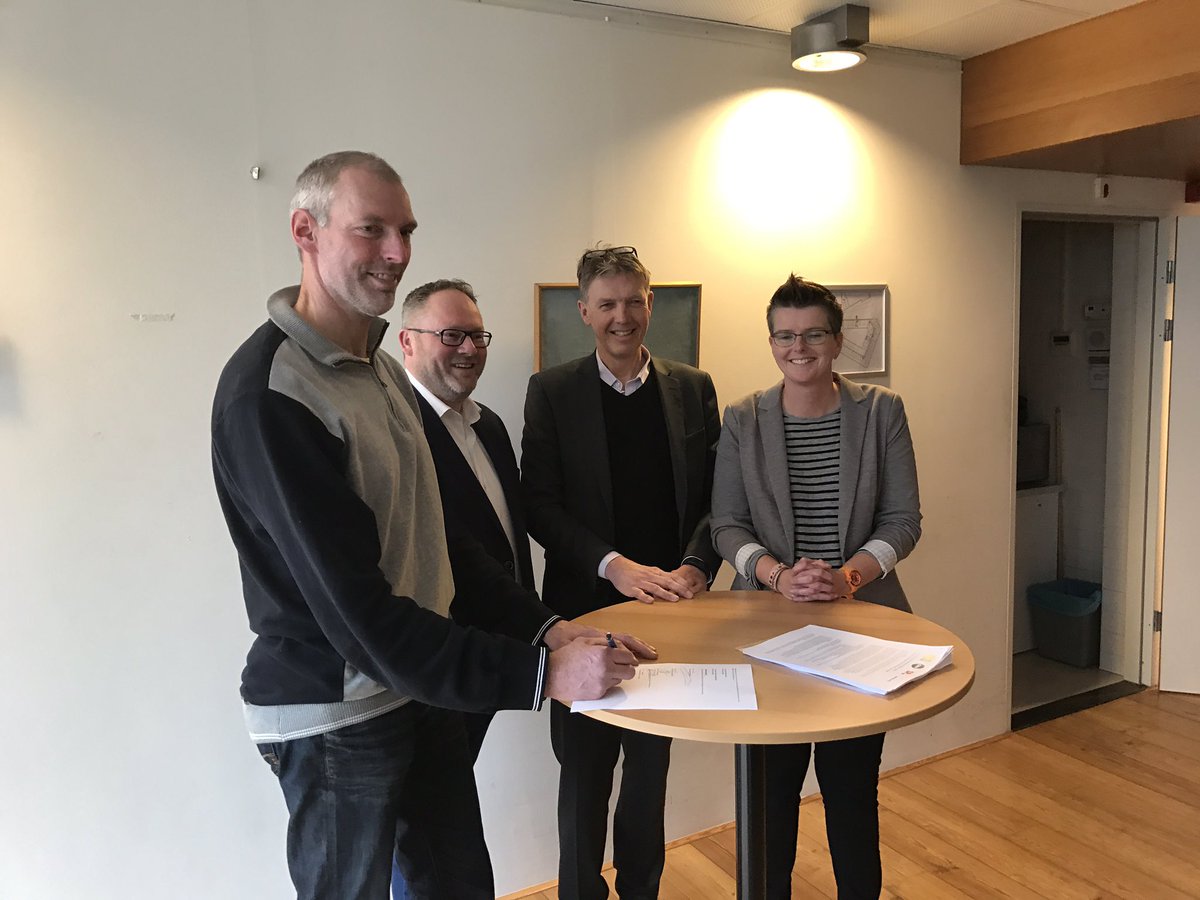 Coalitieakkoord getekend! @_D66_ijsselstein <a href="/CDAIJsselstein/">CDA IJsselstein</a> <a href="/SPijsselsteinut/">SPijsselstein(ut)</a> en <a href="/GL_IJsselstein/">GroenLinks IJsselstein</a> gaan samen verder!