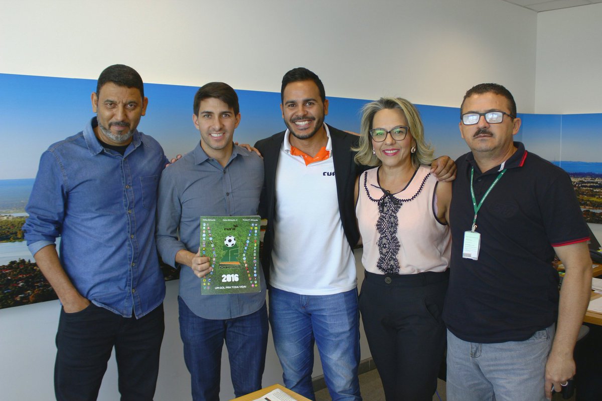 Cristiano_Dep's tweet photo. Pela manhã, me encontrei com os organizadores do evento #TopCufa, que trará moda às comunidades carentes do #DF e conta com meu apoio. https://t.co/Xl4dw4ij25
