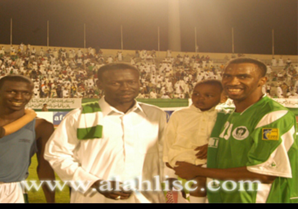 #خالد_مسعد_الاسطورة قال عنه فينغادا افضل لاعب سعودي لاعب تاهل لكاس العالم ٣ مرات حقق اسيا مرتين اسطورة ظلموه عنصريه!