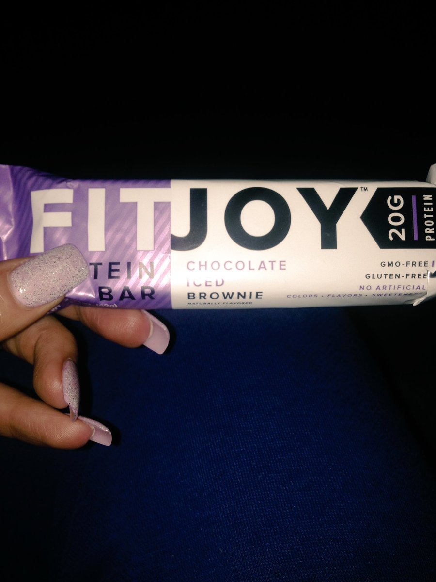 post legs @fitjoynutrition #chocolateicedbrownie #proteinbar 😍💪🏽👙 <a href="/Body_Temple/">Body Temple</a>