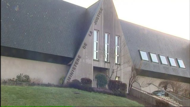 france3Bretagne's tweet image. Escortes de détenus : nouvelle organisation des extractions judiciaires
bit.ly/2m39483