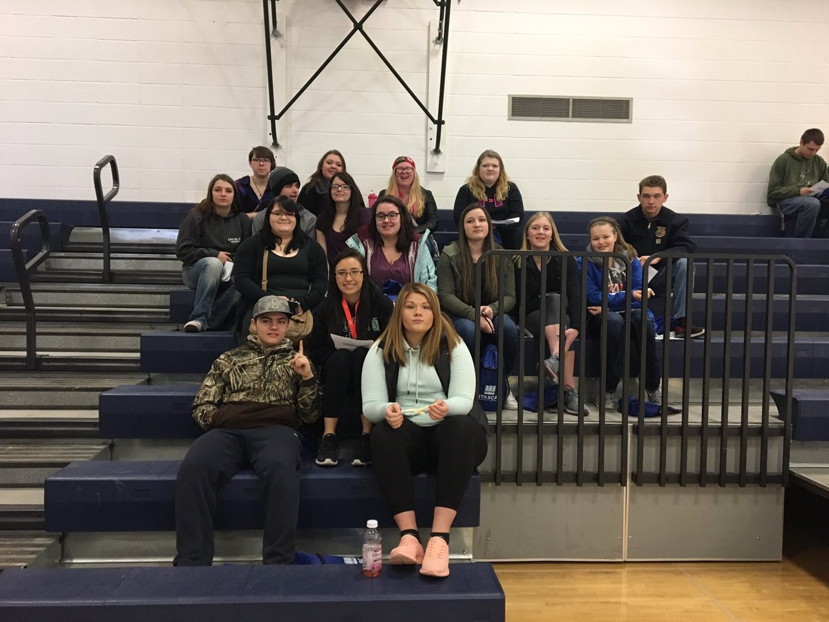 DRGuidanceDept's tweet photo. @DeerRiverISD317 Class of 2018 ready to explore careers @itascacc #WarriorWay317 #WarriorPath2018 https://t.co/xgK0PE0RCc