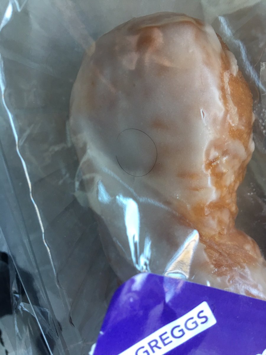 C01Casey's tweet photo. Anyone for a yum yum from @GreggsOfficial 😷 #disgusting https://t.co/t6gpV7bKj8