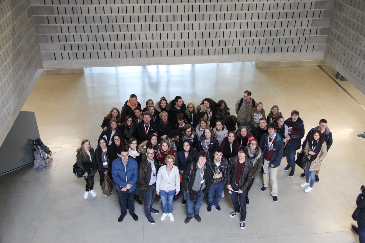 Today we welcomed 50 PharmaSci Master's students from U.Liège, Belgium. Despite the terrible weather, it was great fun!
#i3Sedu #i3Sgraduate