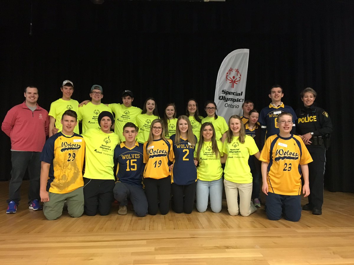 GermaineParcher's tweet image. MVDHS Leadership class participated and volunteered today at the Special Olympics Qualifying Bocce Ball Tournament! 🏅💛💙@RCDSB