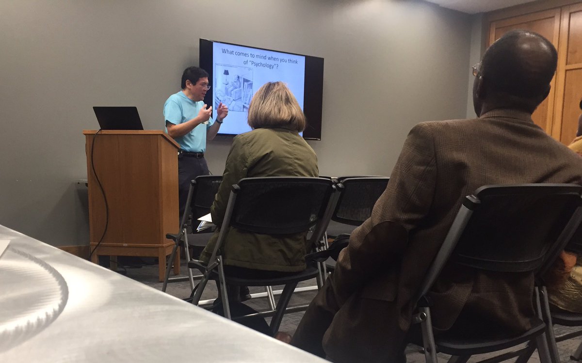 afineburg's tweet photo. Presentations abound at #PsychFriday! Over 120 students here to learn! @SChewPsych @hooverlibrary @APAEducation @SamfordU https://t.co/eG7f6tWV96
