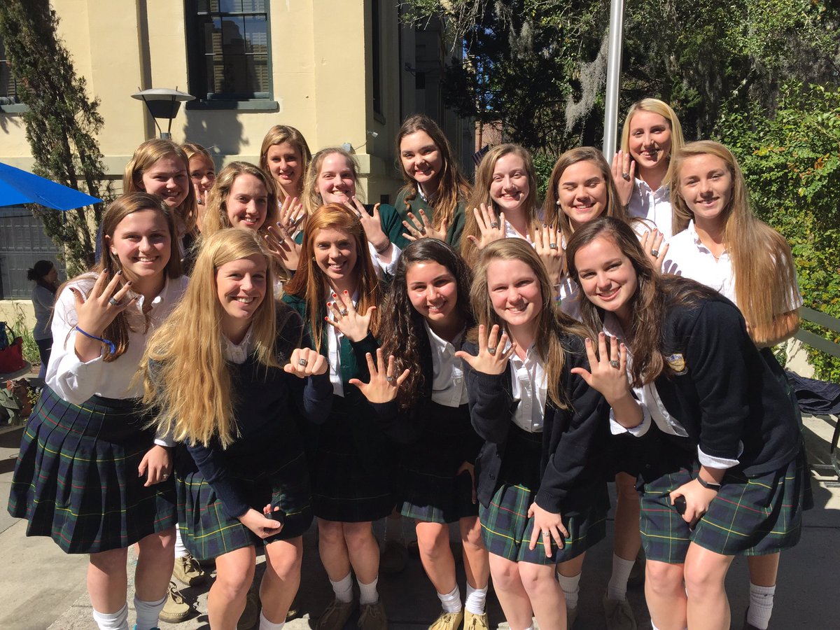 StefWhiten's tweet photo. @SVAVolleyball getting their State Championship rings this afternoon @WJCLNews https://t.co/upp68ObBZ0