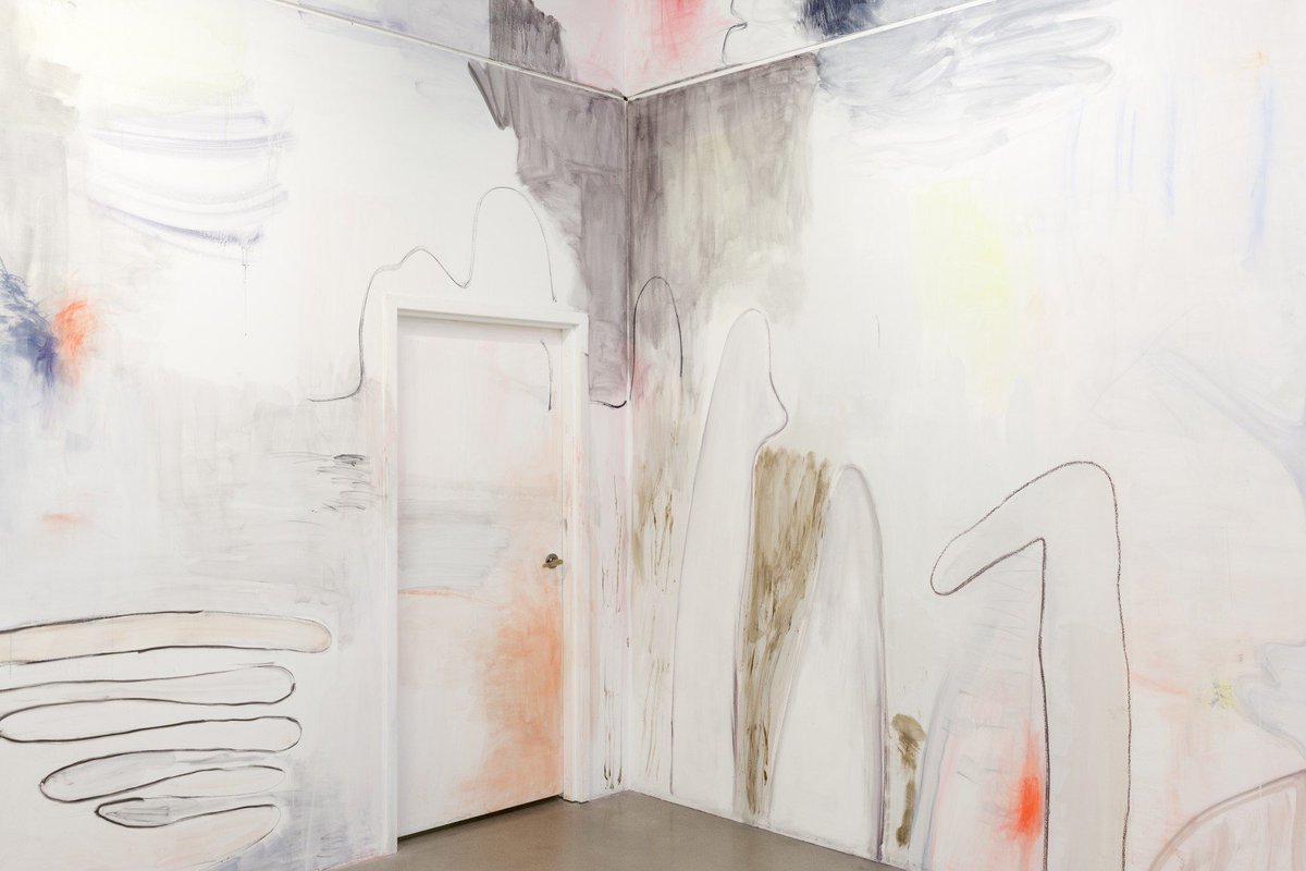 akimboart's tweet photo. On view at #DivisionGallery #Toronto: Ed Fornieles, Chloe Wise and Megan Rooney until Mar 4. @TerenceDick reviews https://t.co/iHLU6HBLlw https://t.co/EB9474SKme