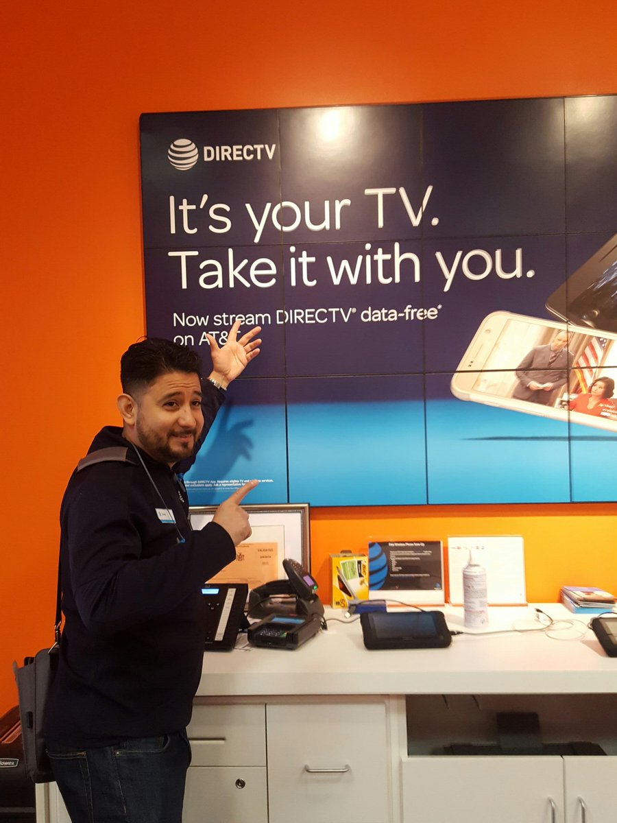 PowerGrahamAve's tweet photo. #NYNJEA 
Mater DTV @ Graham Ave https://t.co/TuN81XHL6K