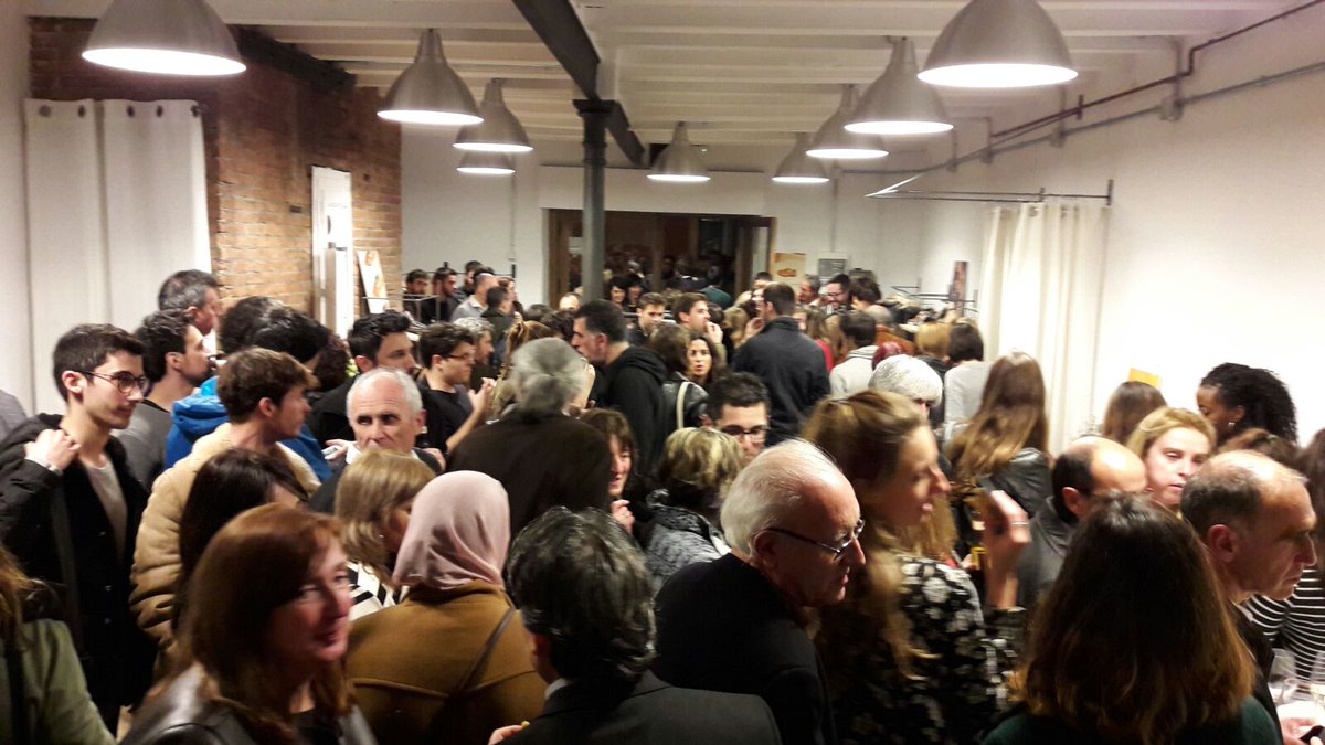 No podiem imaginar una millor manera de començar que amb la vostra companyia. Gràcies per haver fet de la inauguració tot un èxit!